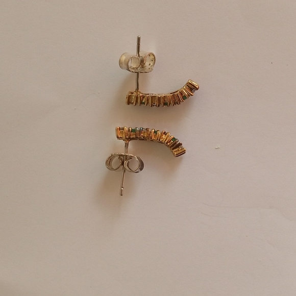 Emerald and Diamond earrings - Picture 5 of 6